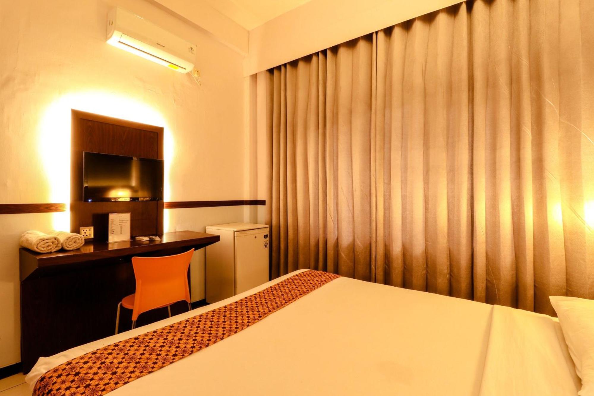 Hotel Jawa Surabaia Exterior foto